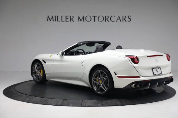Used 2015 Ferrari California T for sale $157,900 at Bugatti of Greenwich in Greenwich CT 06830 4