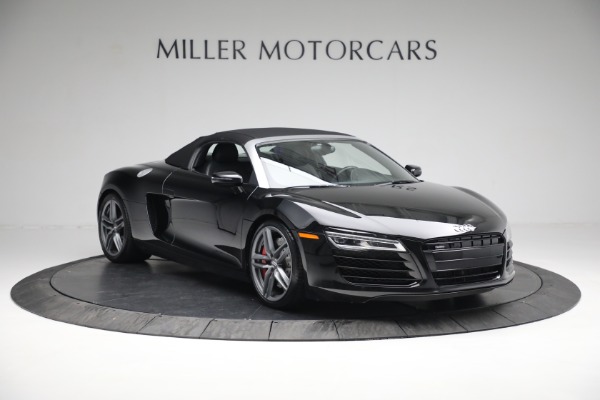 Used 2015 Audi R8 4.2 quattro Spyder for sale Sold at Bugatti of Greenwich in Greenwich CT 06830 17