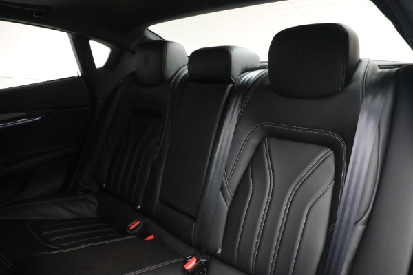 Used 2015 Maserati Quattroporte GTS for sale Sold at Bugatti of Greenwich in Greenwich CT 06830 18