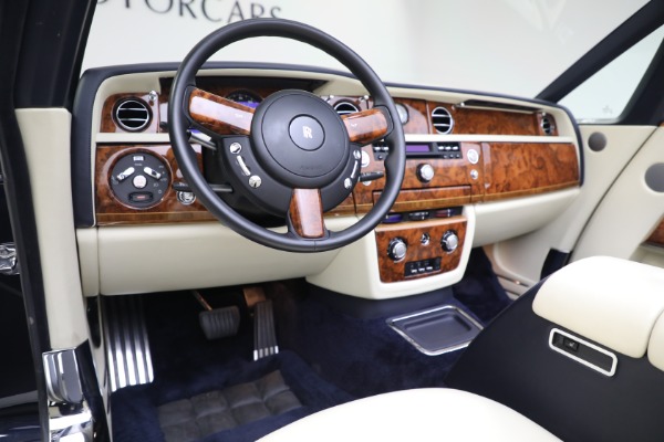 Used 2011 Rolls-Royce Phantom Drophead Coupe for sale Sold at Bugatti of Greenwich in Greenwich CT 06830 20