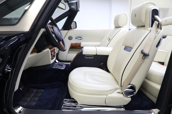 Used 2011 Rolls-Royce Phantom Drophead Coupe for sale $209,900 at Bugatti of Greenwich in Greenwich CT 06830 21