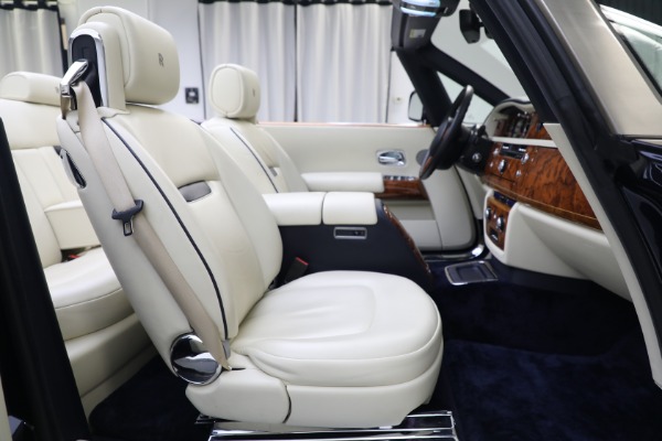 Used 2011 Rolls-Royce Phantom Drophead Coupe for sale Sold at Bugatti of Greenwich in Greenwich CT 06830 25