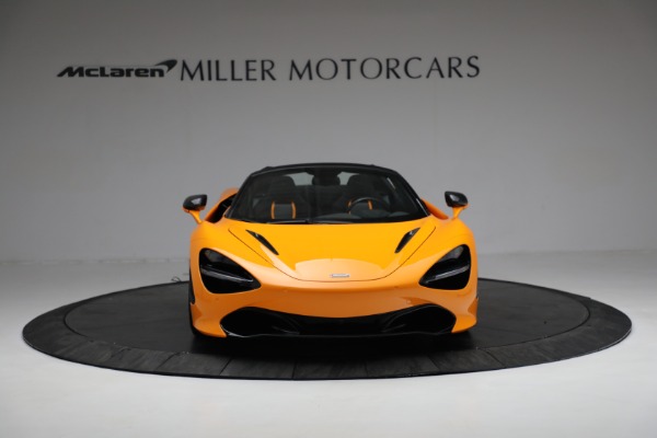 New 2022 McLaren 720S Spider Performance for sale $377,370 at Bugatti of Greenwich in Greenwich CT 06830 11