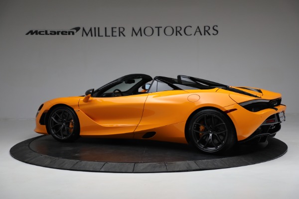 New 2022 McLaren 720S Spider Performance for sale $377,370 at Bugatti of Greenwich in Greenwich CT 06830 3