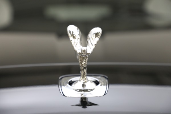 Used 2019 Rolls-Royce Wraith for sale $285,900 at Bugatti of Greenwich in Greenwich CT 06830 27
