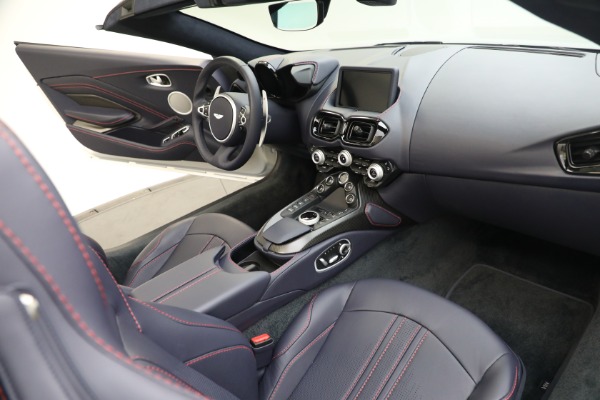 Used 2023 Aston Martin Vantage Roadster for sale Sold at Bugatti of Greenwich in Greenwich CT 06830 25