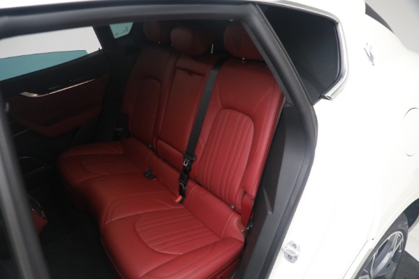 New 2023 Maserati Levante GT for sale $87,270 at Bugatti of Greenwich in Greenwich CT 06830 20