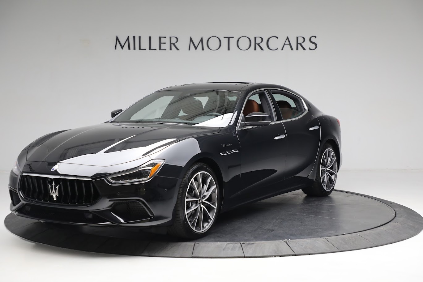 New 2023 Maserati Ghibli Modena Q4 for sale $89,847 at Bugatti of Greenwich in Greenwich CT 06830 1