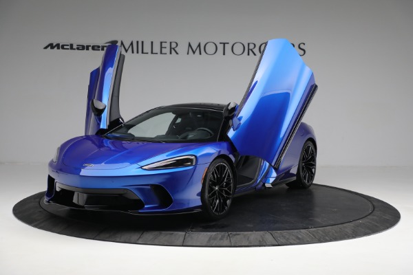 New 2023 McLaren GT Luxe for sale $229,790 at Bugatti of Greenwich in Greenwich CT 06830 12