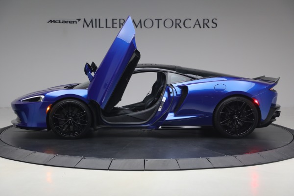 Used 2023 McLaren GT Luxe for sale $173,900 at Bugatti of Greenwich in Greenwich CT 06830 16
