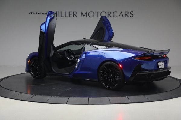Used 2023 McLaren GT Luxe for sale $173,900 at Bugatti of Greenwich in Greenwich CT 06830 17