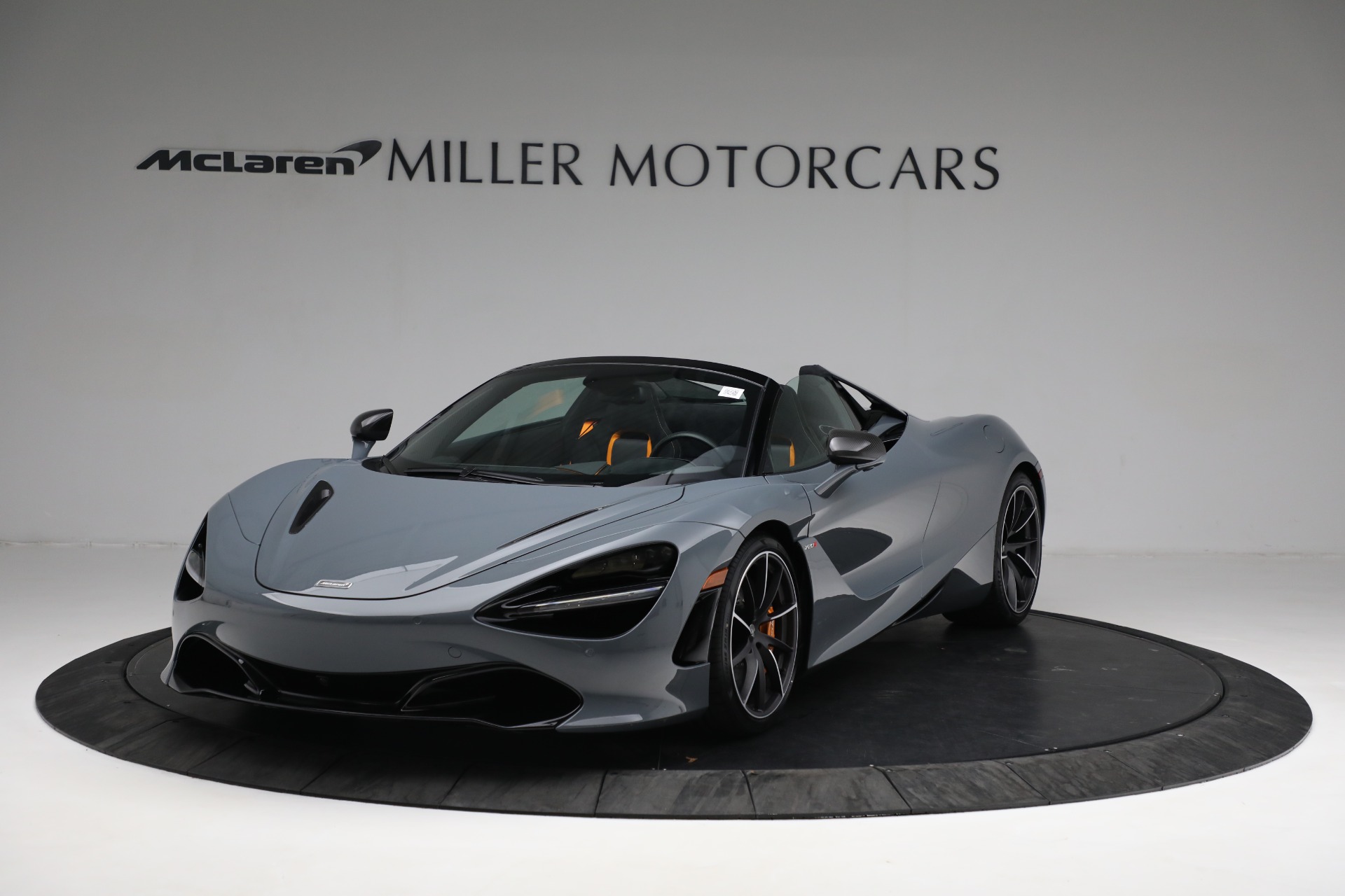 New 2022 McLaren 720S Spider Performance for sale $393,270 at Bugatti of Greenwich in Greenwich CT 06830 1