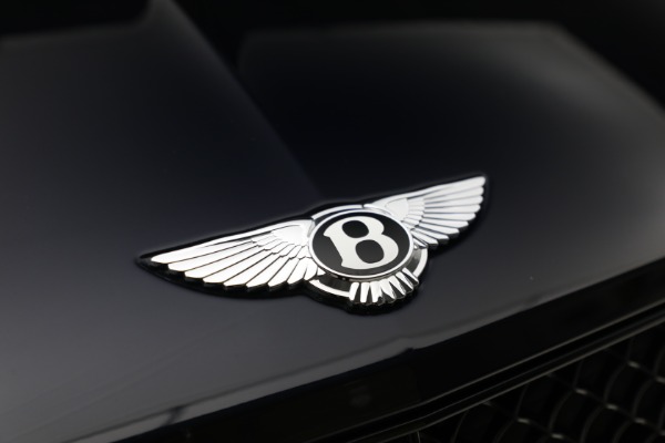 Used 2021 Bentley Bentayga V8 First Edition for sale $219,900 at Bugatti of Greenwich in Greenwich CT 06830 14