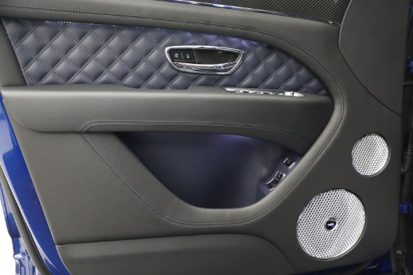 Used 2021 Bentley Bentayga V8 First Edition for sale $219,900 at Bugatti of Greenwich in Greenwich CT 06830 16