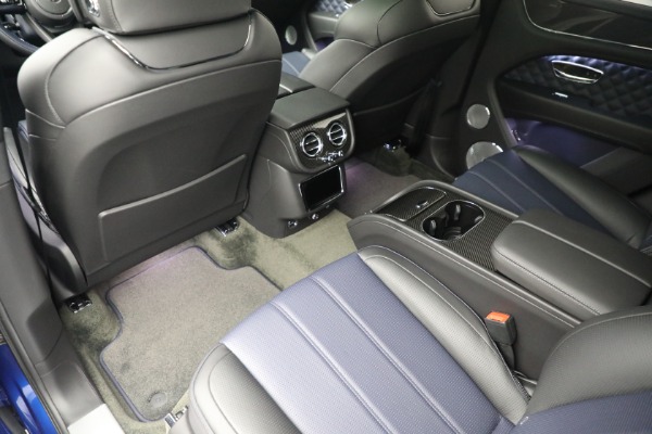 Used 2021 Bentley Bentayga V8 First Edition for sale $219,900 at Bugatti of Greenwich in Greenwich CT 06830 21