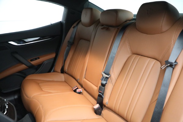 New 2023 Maserati Ghibli Modena Q4 for sale $103,955 at Bugatti of Greenwich in Greenwich CT 06830 18