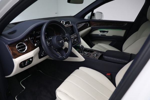 Used 2021 Bentley Bentayga Hybrid Hybrid for sale $189,900 at Bugatti of Greenwich in Greenwich CT 06830 17