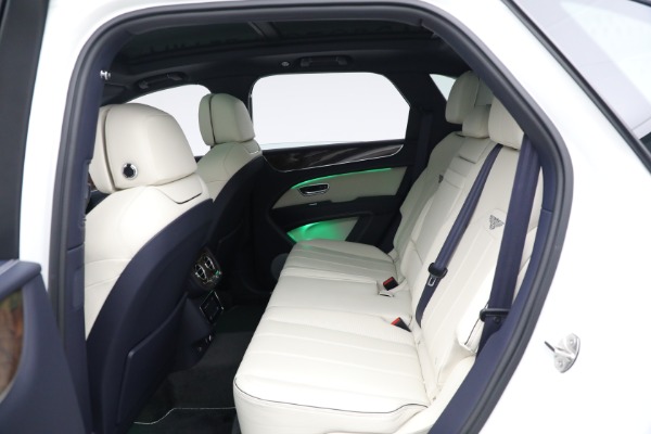 Used 2021 Bentley Bentayga Hybrid Hybrid for sale $189,900 at Bugatti of Greenwich in Greenwich CT 06830 21
