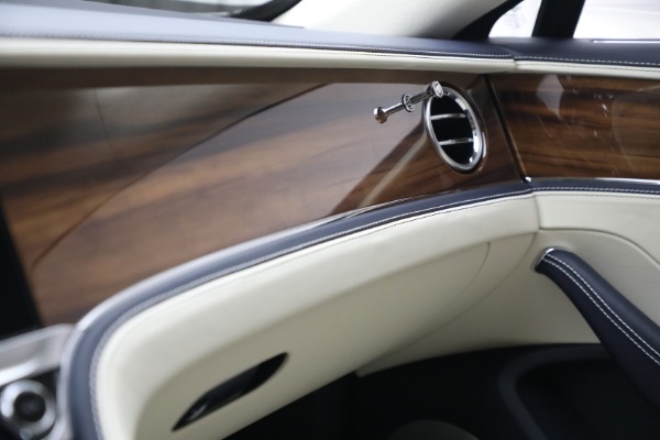 New 2023 Bentley Flying Spur Hybrid for sale $244,610 at Bugatti of Greenwich in Greenwich CT 06830 23