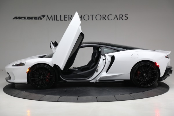 New 2023 McLaren GT Luxe for sale $222,890 at Bugatti of Greenwich in Greenwich CT 06830 18
