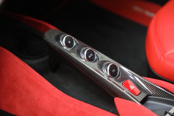 Used 2021 Ferrari F8 Tributo for sale $399,900 at Bugatti of Greenwich in Greenwich CT 06830 19
