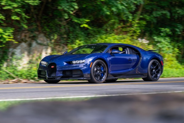 Used 2018 Bugatti Chiron for sale Call for price at Bugatti of Greenwich in Greenwich CT 06830 9