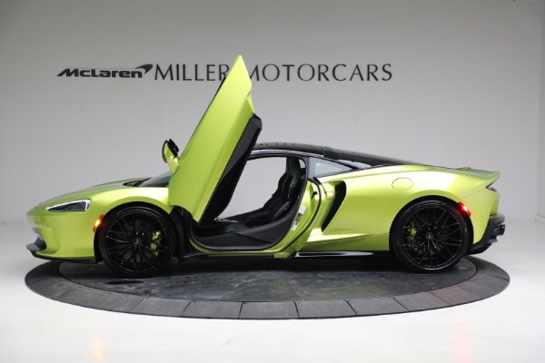 New 2023 McLaren GT Luxe for sale $234,030 at Bugatti of Greenwich in Greenwich CT 06830 17