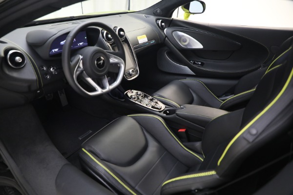New 2023 McLaren GT Luxe for sale $234,030 at Bugatti of Greenwich in Greenwich CT 06830 23