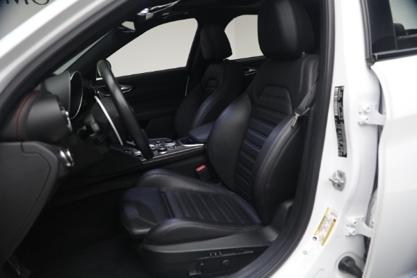 Used 2023 Alfa Romeo Giulia Estrema for sale $32,900 at Bugatti of Greenwich in Greenwich CT 06830 14