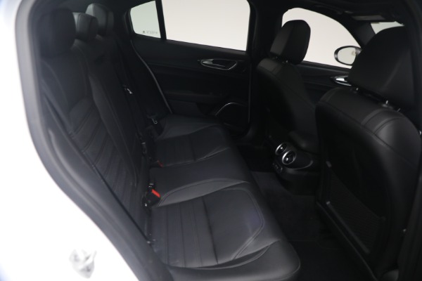 Used 2023 Alfa Romeo Giulia Estrema for sale $32,900 at Bugatti of Greenwich in Greenwich CT 06830 18