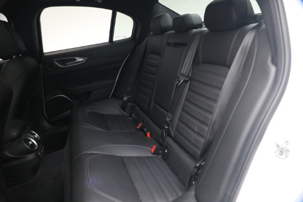 Used 2023 Alfa Romeo Giulia Estrema for sale $32,900 at Bugatti of Greenwich in Greenwich CT 06830 19