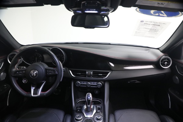 Used 2023 Alfa Romeo Giulia Estrema for sale $32,900 at Bugatti of Greenwich in Greenwich CT 06830 22