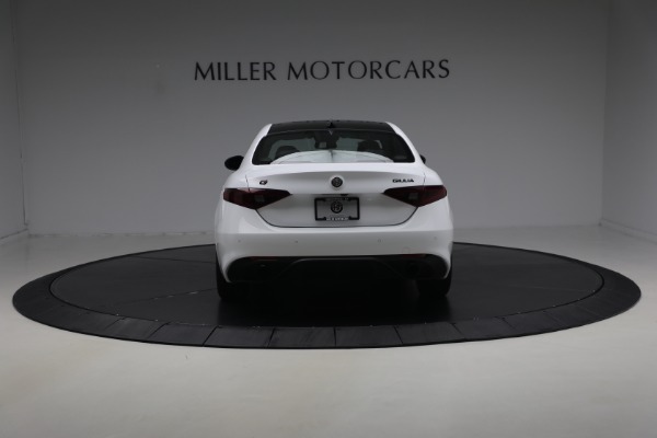 Used 2023 Alfa Romeo Giulia Estrema for sale $32,900 at Bugatti of Greenwich in Greenwich CT 06830 6