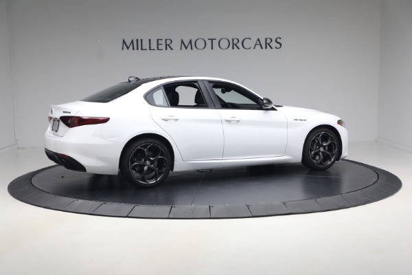 Used 2023 Alfa Romeo Giulia Estrema for sale $32,900 at Bugatti of Greenwich in Greenwich CT 06830 8