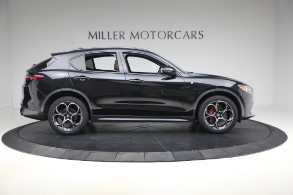 Used 2023 Alfa Romeo Stelvio Ti for sale $32,900 at Bugatti of Greenwich in Greenwich CT 06830 10