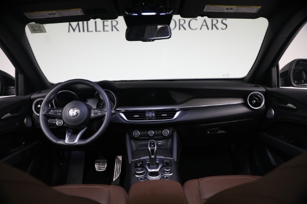 Used 2023 Alfa Romeo Stelvio Ti for sale $32,900 at Bugatti of Greenwich in Greenwich CT 06830 22