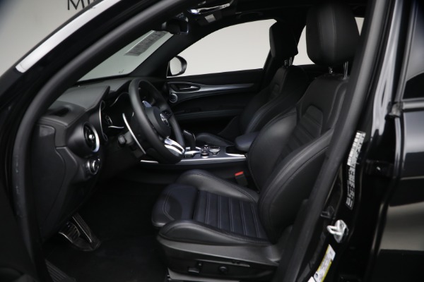 Used 2023 Alfa Romeo Stelvio Ti for sale $32,900 at Bugatti of Greenwich in Greenwich CT 06830 17