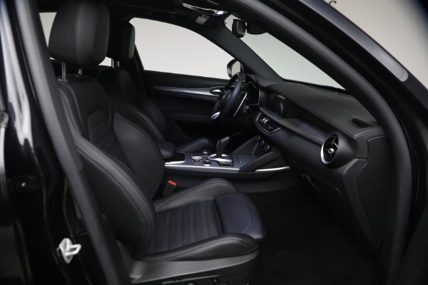 Used 2023 Alfa Romeo Stelvio Ti for sale $32,900 at Bugatti of Greenwich in Greenwich CT 06830 18