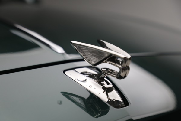 Used 2022 Bentley Flying Spur Hybrid for sale $214,900 at Bugatti of Greenwich in Greenwich CT 06830 16