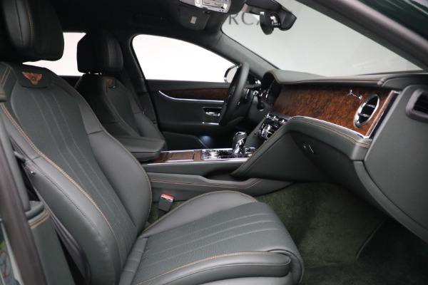 Used 2022 Bentley Flying Spur Hybrid for sale $214,900 at Bugatti of Greenwich in Greenwich CT 06830 28