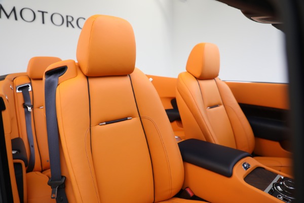 Used 2017 Rolls-Royce Dawn for sale $269,900 at Bugatti of Greenwich in Greenwich CT 06830 25