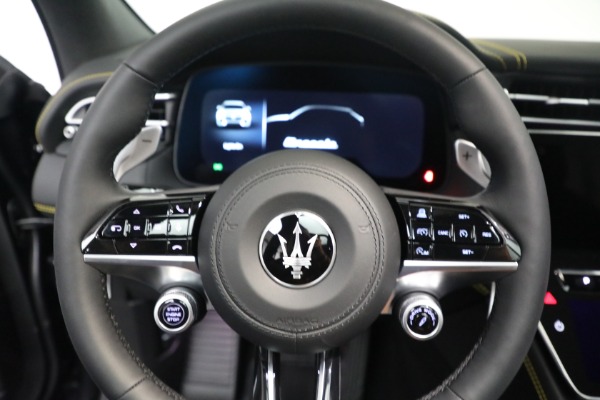 New 2023 Maserati Grecale Modena for sale $90,895 at Bugatti of Greenwich in Greenwich CT 06830 15