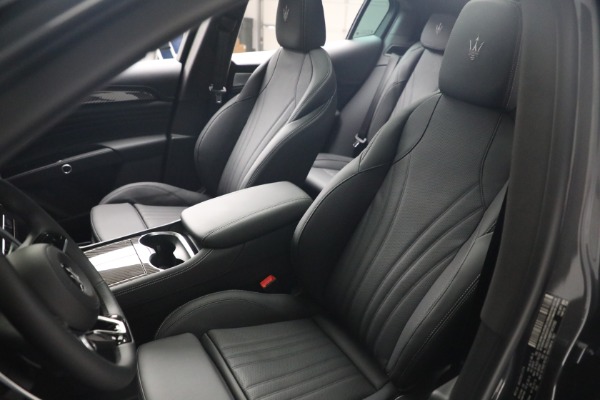 New 2023 Maserati Grecale Modena for sale $88,695 at Bugatti of Greenwich in Greenwich CT 06830 17