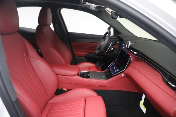 New 2023 Maserati Grecale Modena for sale $75,251 at Bugatti of Greenwich in Greenwich CT 06830 19