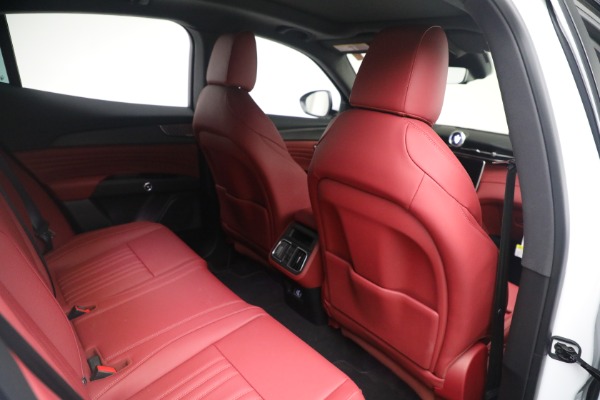 New 2023 Maserati Grecale Modena for sale $75,251 at Bugatti of Greenwich in Greenwich CT 06830 25