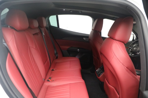 New 2023 Maserati Grecale Modena for sale $75,251 at Bugatti of Greenwich in Greenwich CT 06830 26