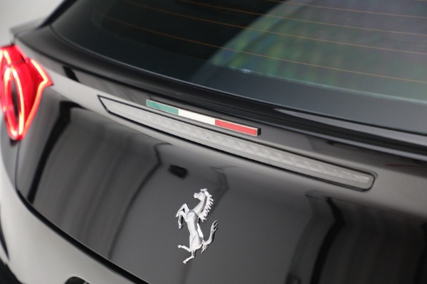 Used 2018 Ferrari GTC4Lusso for sale $227,900 at Bugatti of Greenwich in Greenwich CT 06830 21