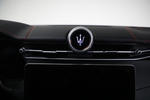 New 2023 Maserati Grecale Modena for sale Sold at Bugatti of Greenwich in Greenwich CT 06830 24