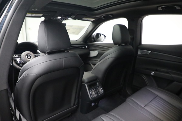New 2023 Maserati Grecale Modena for sale $77,295 at Bugatti of Greenwich in Greenwich CT 06830 20