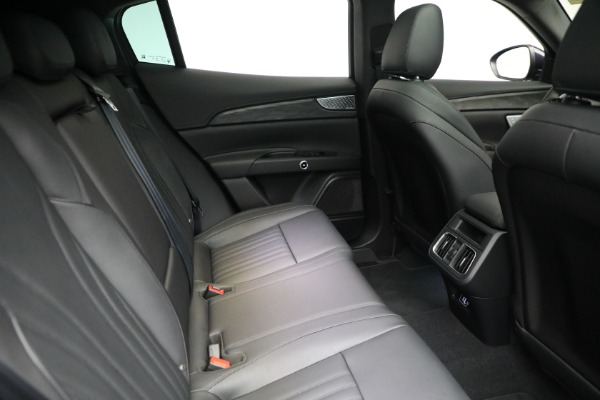 New 2023 Maserati Grecale Modena for sale $77,295 at Bugatti of Greenwich in Greenwich CT 06830 25
